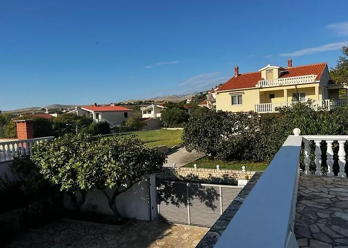 Apartments With Parking Space Vlasici - Pag - 4139 Vlasici