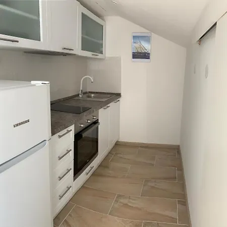 Apartments With Parking Space Vlasici, Pag - 4139 Vlasici