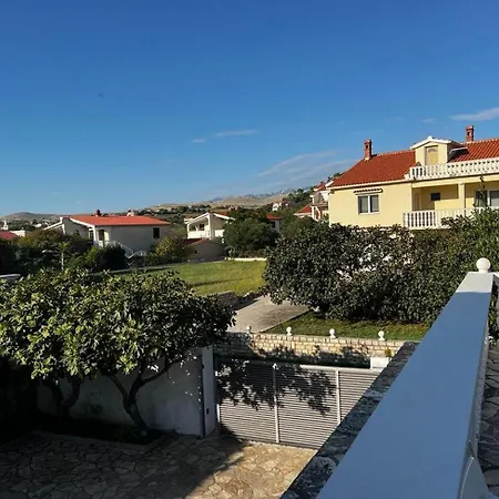 With Parking Space - Pag - 4139 Vlašići